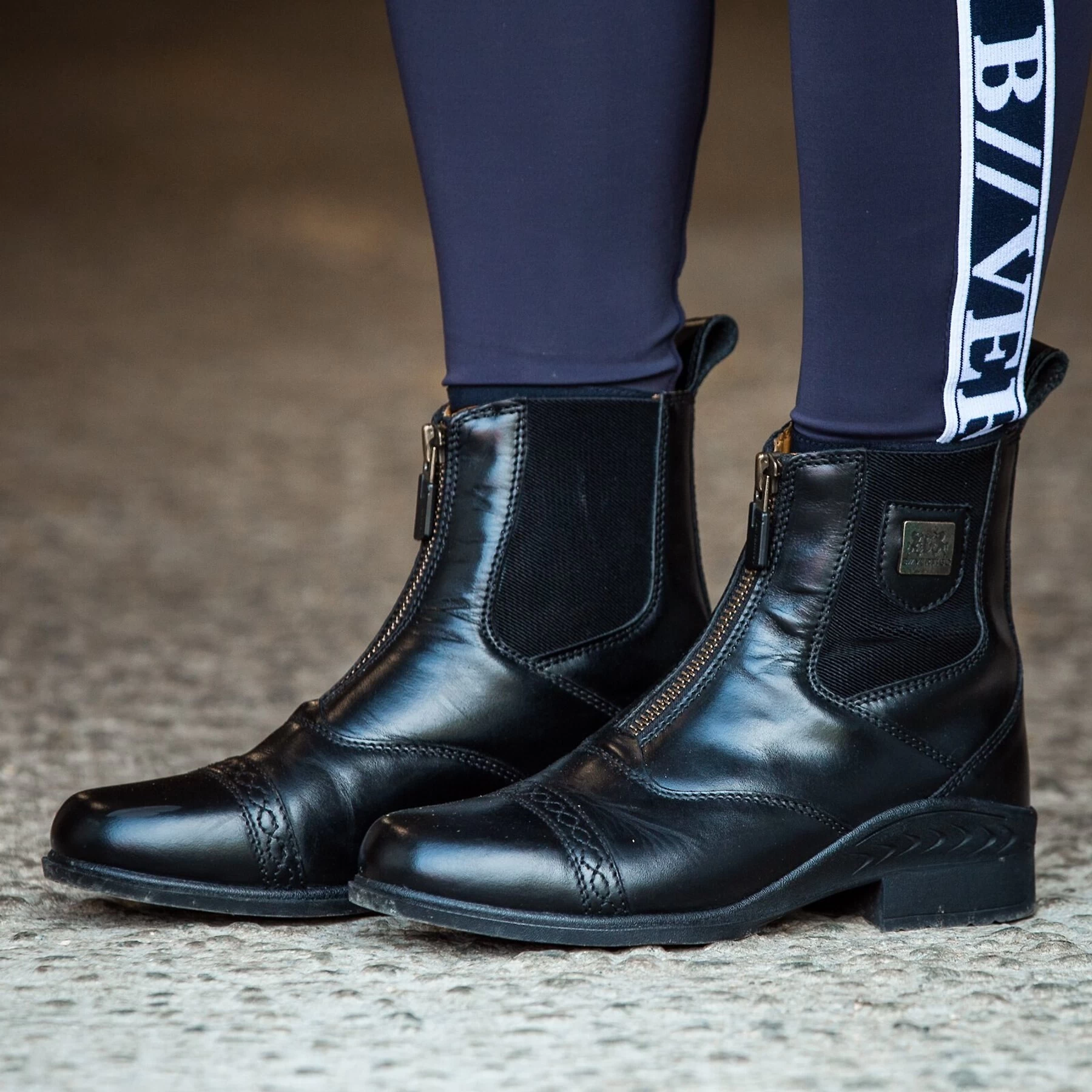 B Vertigo Womens Saturn Front-Zip Leather Paddock Boots, Black 3 B Vertigo Womens Saturn Front-Zip Leather Paddock Boots, Black - Image 3